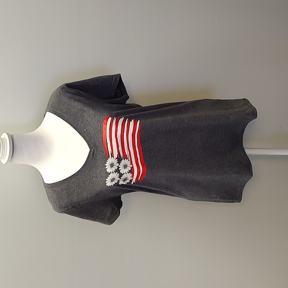 Hanes V Neck T-Shirt with Daisy Flag - Navy Heather (See Description on … - Picture 3 of 16